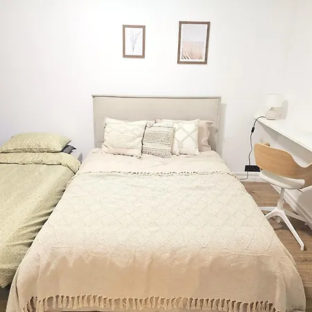 Dzīvoklis With A Fire-place Riga