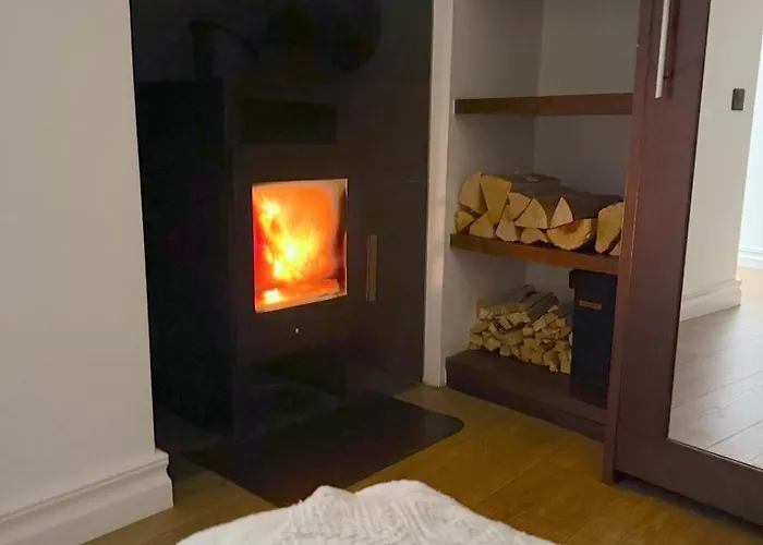 Dzīvoklis With A Fire-place Riga