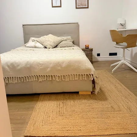 Apartamento With A Fire-place *